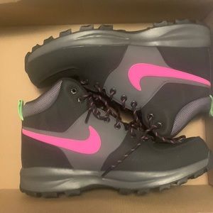 Nike Manoa Leather SE